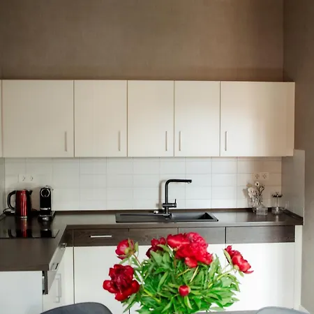 Alte Muenze Mit Parkplatz *